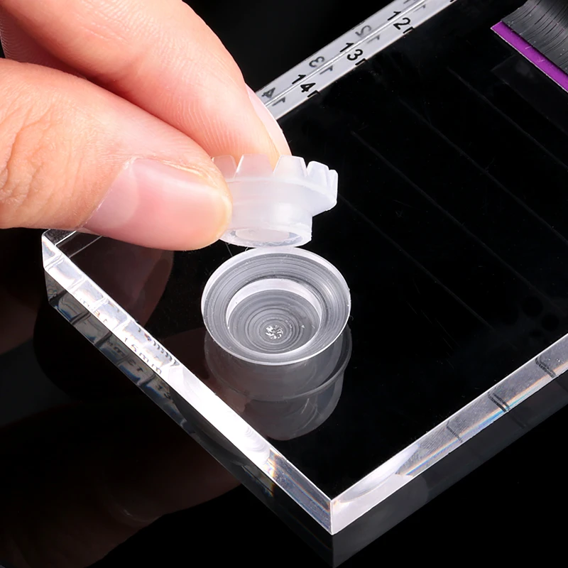 Acrylic Lash Tile with Glue Cu - đánh giá và giá Eyelash Extension Salon